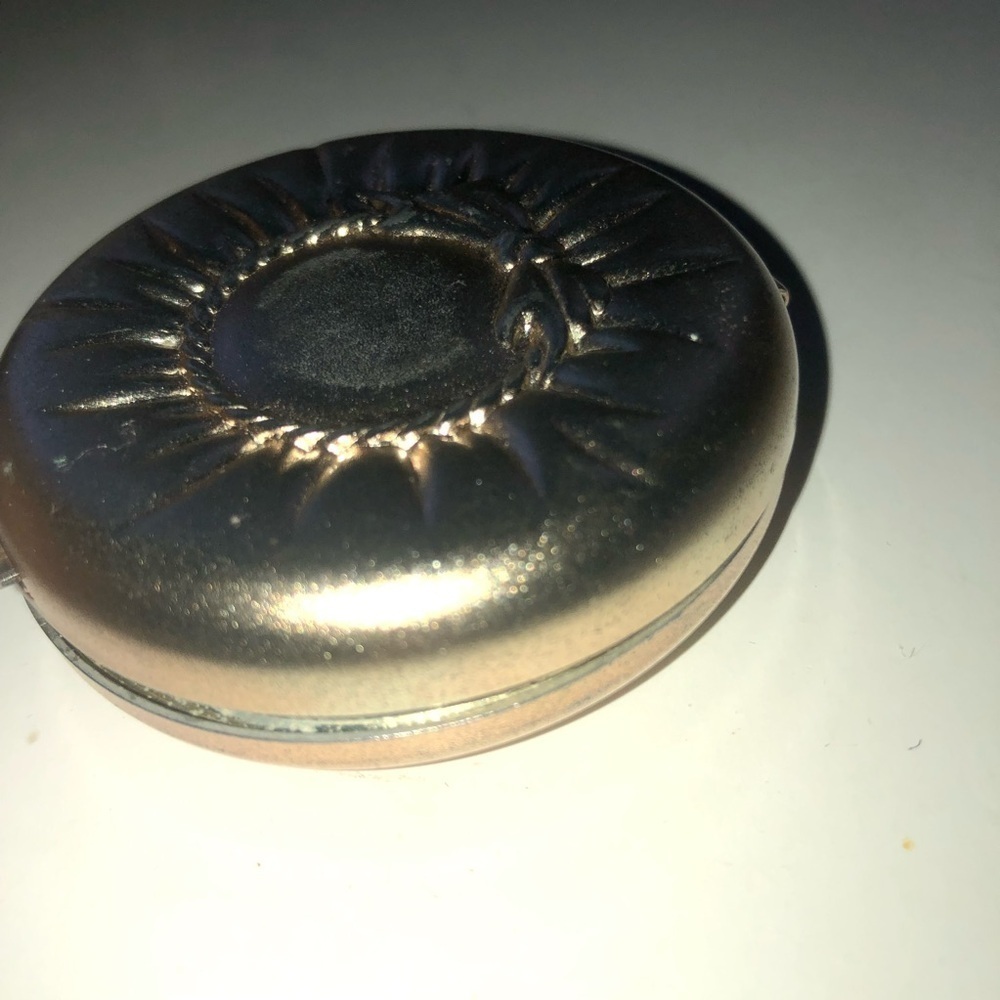 Gold Sunburst Rhinestone Compact - Picture 3 of 6